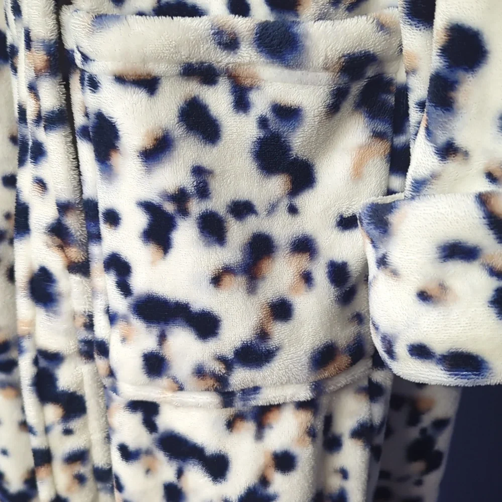 Soma Leopard Print Women's Robe - Picture 7 of 11